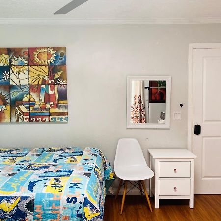 Costa Mesa Homestay - Private Rooms With 2 Shared Baths And Hosts Onsite Екстериор снимка