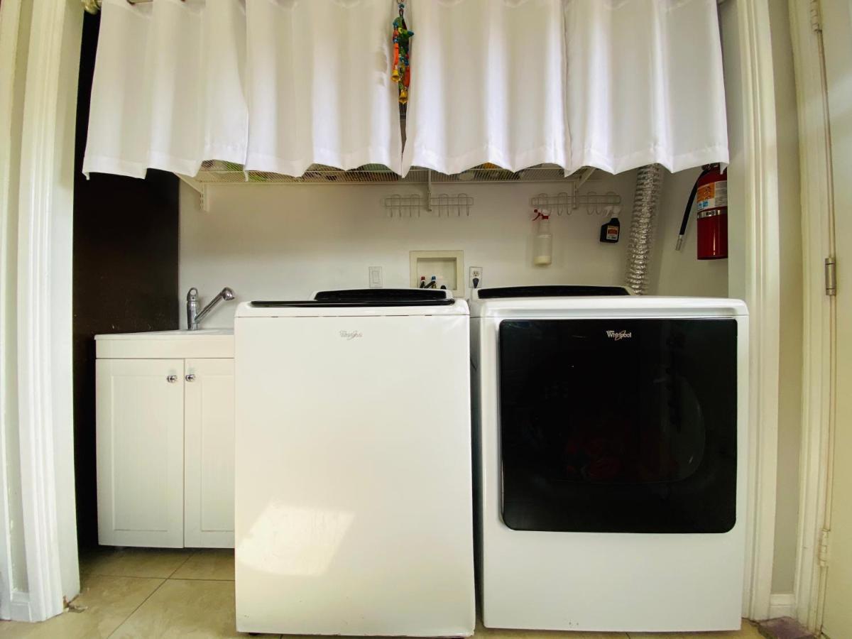 Costa Mesa Homestay - Private Rooms With 2 Shared Baths And Hosts Onsite Екстериор снимка