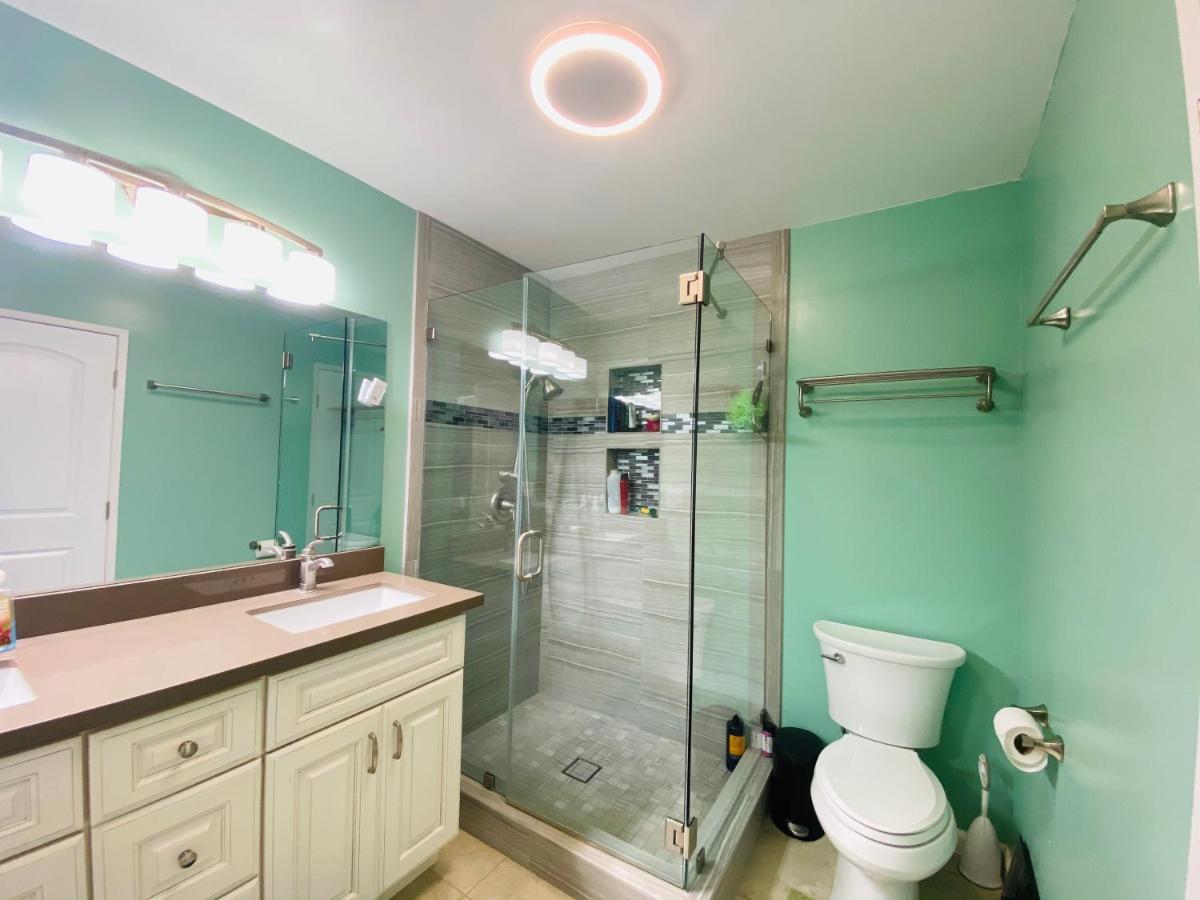 Costa Mesa Homestay - Private Rooms With 2 Shared Baths And Hosts Onsite Екстериор снимка