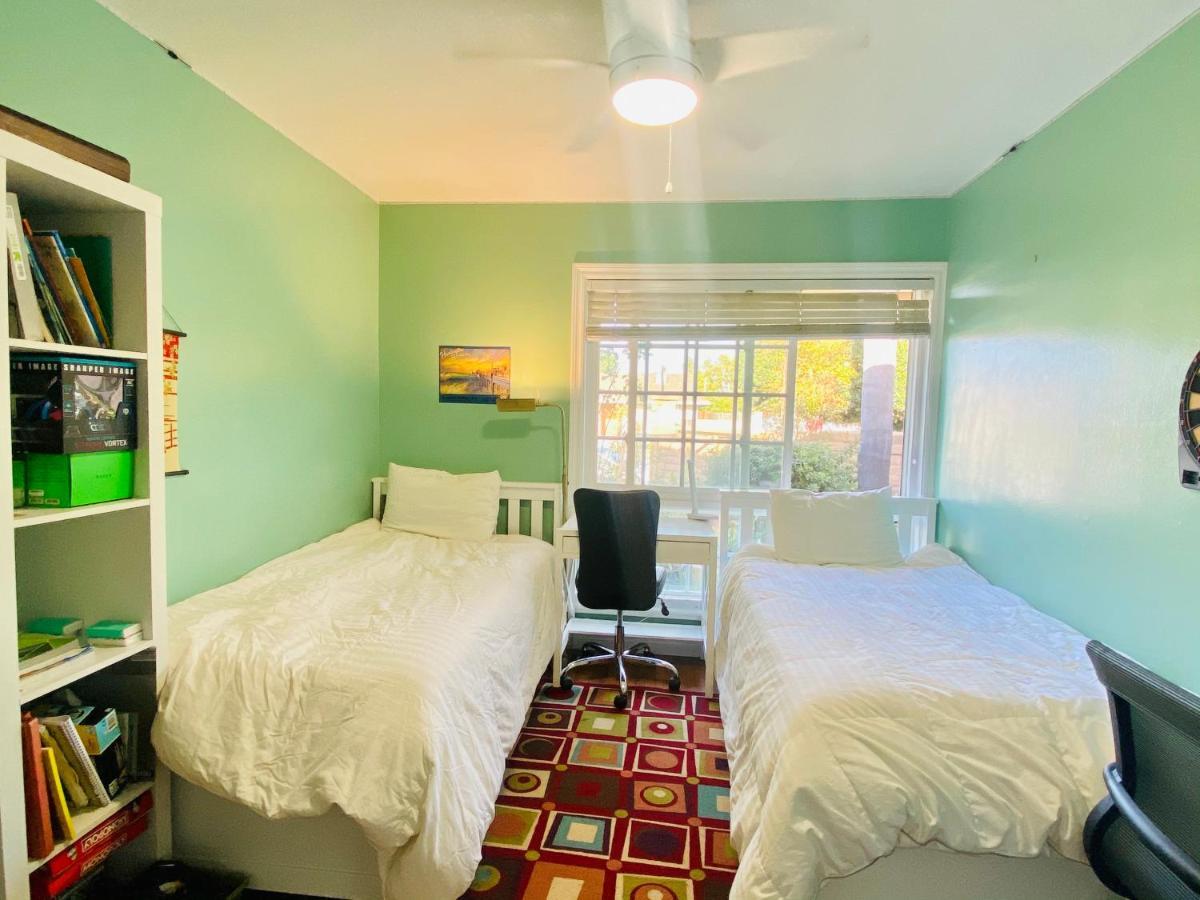 Costa Mesa Homestay - Private Rooms With 2 Shared Baths And Hosts Onsite Екстериор снимка