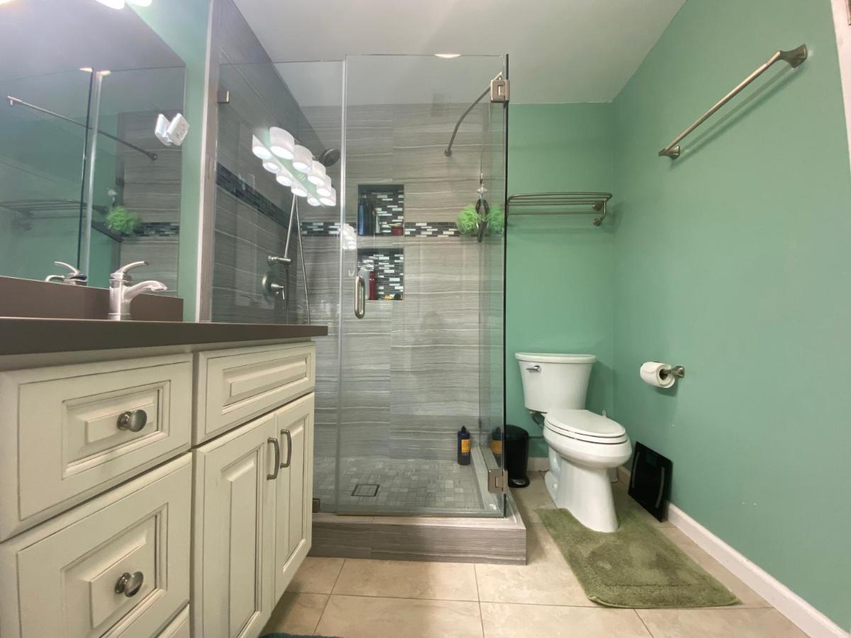 Costa Mesa Homestay - Private Rooms With 2 Shared Baths And Hosts Onsite Екстериор снимка